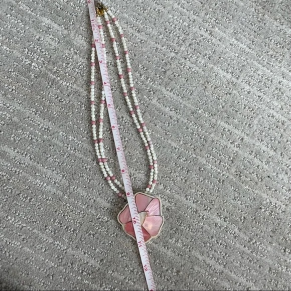KARLA JORDAN Vintage Beaded Necklace, Mother of Pearl Pendant, Pink Pearl Flower - Picture 7 of 8